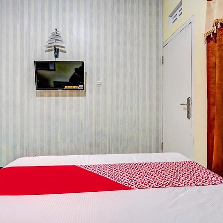 Super Oyo 90642 Lancar Homestay Syariah Tlekung Kültér fotó
