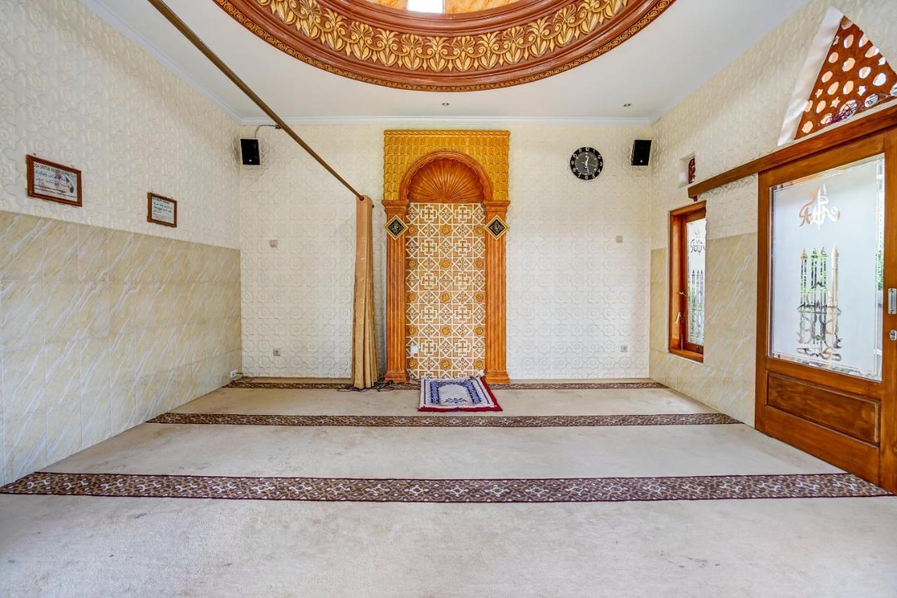Super Oyo 90642 Lancar Homestay Syariah Tlekung Kültér fotó